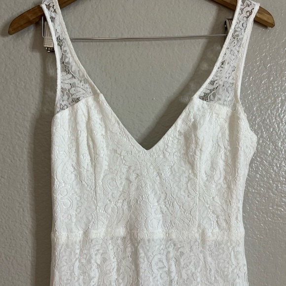 Beloved Eternity White Lace Sleeveless Backless Maxi Dress - Picture 4 of 10